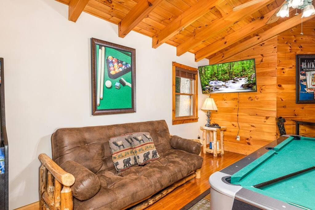 Pigeonforge Cabin Game Roomdog Friendlyhot Tub Pigeon Forge Exteriér fotografie